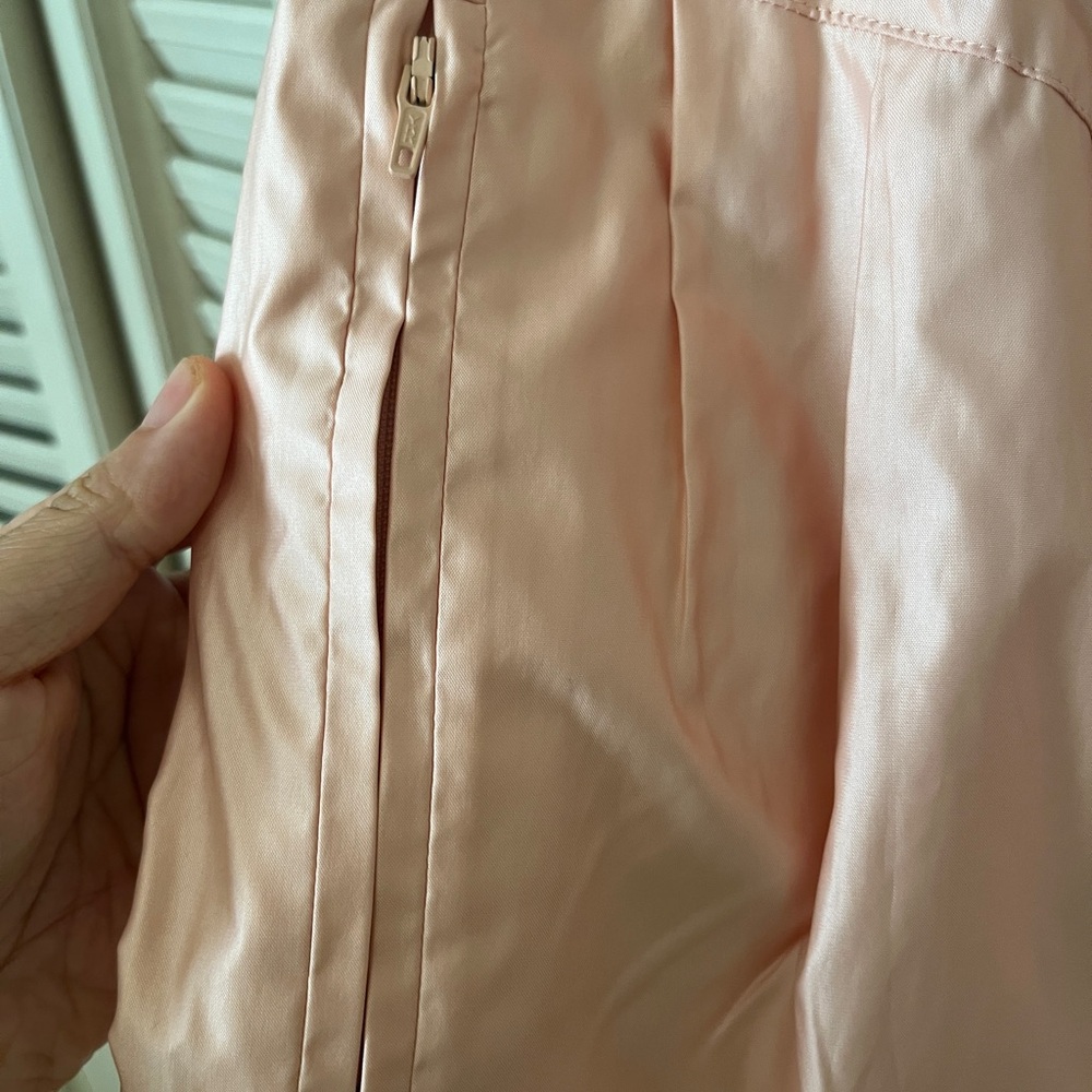 Stylish Pink Women's Skirt - Picture 3 of 11